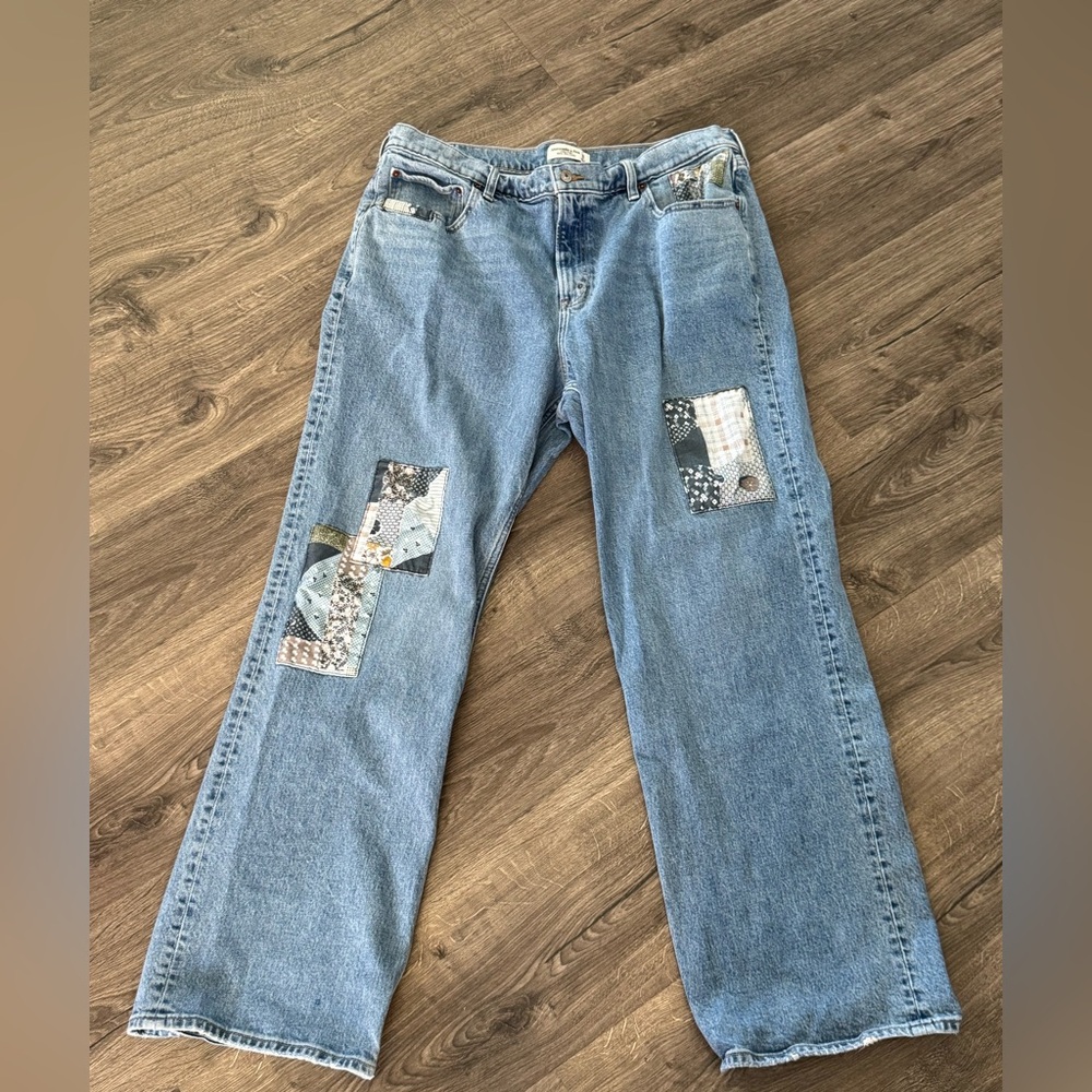Abercrombie and Fitch 90s Relaxed Jeans Patchwork Quilt 34 Long High Rise